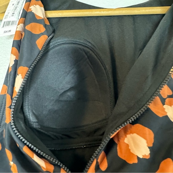 New Shade & Shore Woman’s One Piece Swimsuit Size M - Picture 14 of 14